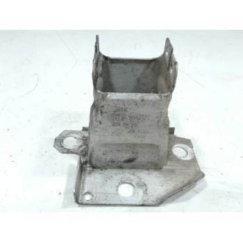 PUNTERA CHASIS DELANTERA DERECHA 8200104186 