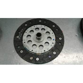 Recambio de kit embrague para nissan juke (f15) 1.6 16v referencia OEM IAM 4127030210KCOB 4127030210KCOB 301001KCOA
