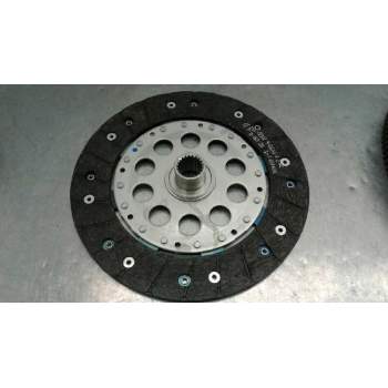 Recambio de kit embrague para nissan juke (f15) 1.6 16v referencia OEM IAM 0021123104BB0A 301001KCOA 4127030210KCOB