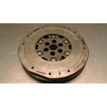 Recambio de kit embrague para nissan juke (f15) 1.6 16v referencia OEM IAM 0021123104BB0A 301001KCOA 4127030210KCOB