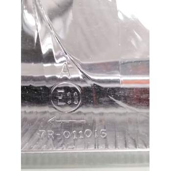 Recambio de faro derecho para nissan almera (n15) slx referencia OEM IAM 7R011015 NS63066 