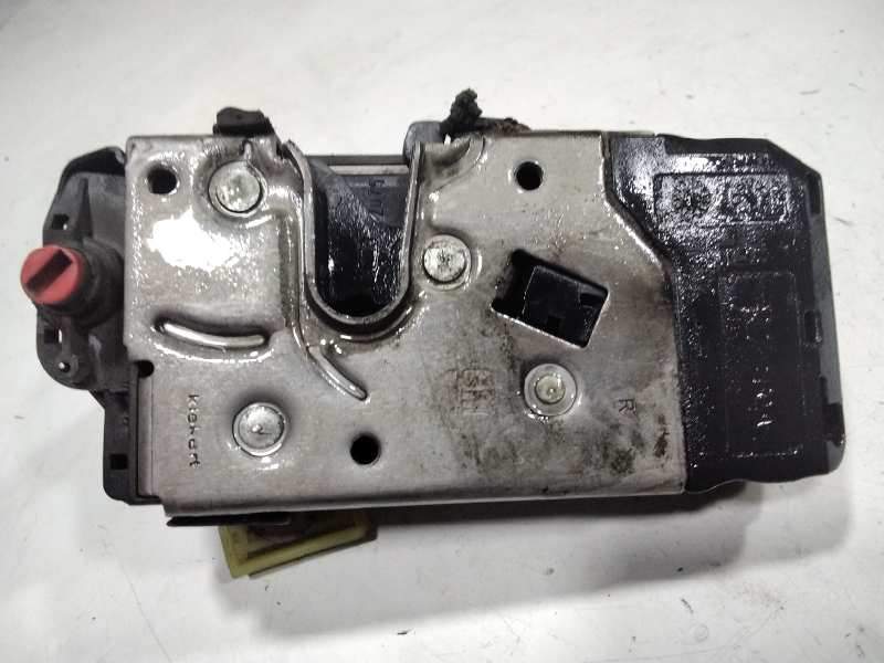 Recambio de cerradura puerta trasera derecha para opel astra h berlina cosmo referencia OEM IAM 13128116  