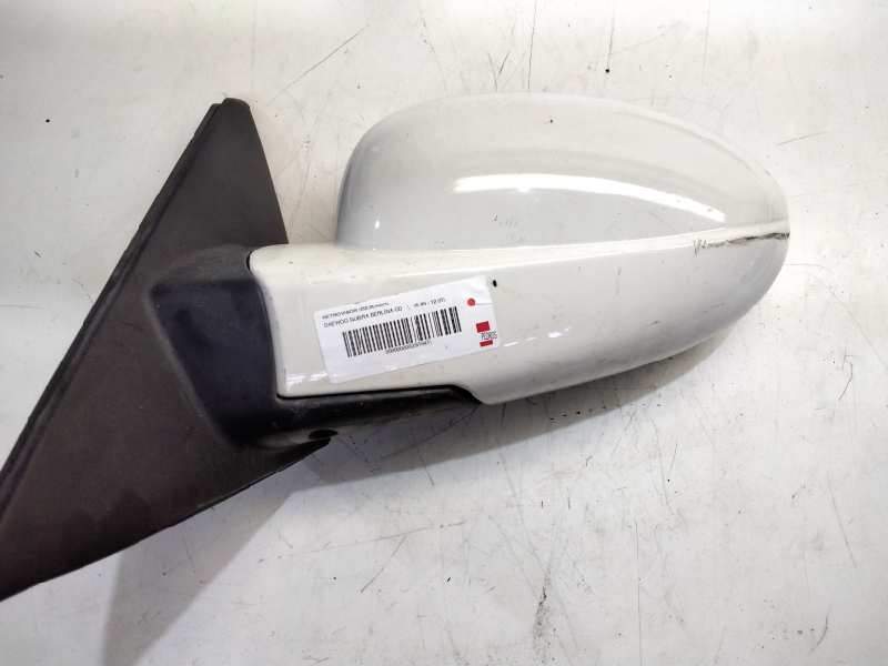Recambio de retrovisor izquierdo para daewoo nubira berlina cd referencia OEM IAM 96270648  