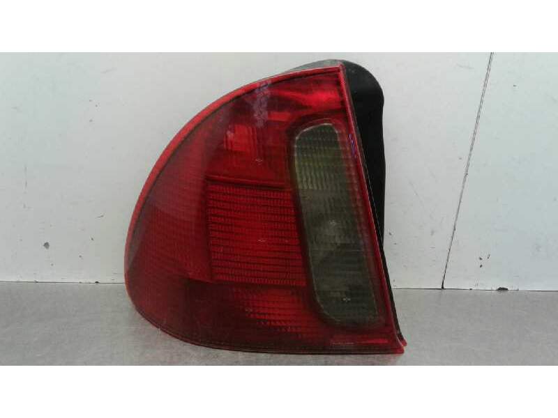 Recambio de piloto trasero izquierdo para mg serie 400 (rt) 420 sdi (4-ptas.) referencia OEM IAM XFB101010  