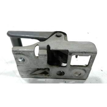 Recambio de maneta interior delantera izquierda para nissan cabstar 01.04  cabina simple cabina individual referencia OEM IAM   
