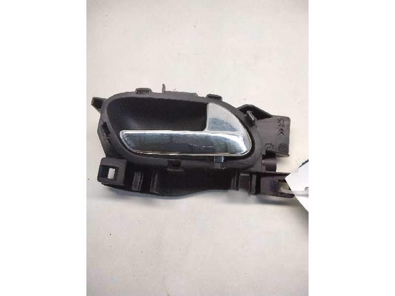Recambio de maneta interior trasera derecha para peugeot 3008 confort referencia OEM IAM   