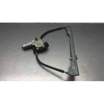 Recambio de elevalunas delantero izquierdo para renault clio ii fase ii (b/cb0) authentique referencia OEM IAM 0130822020  