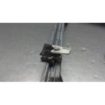 Recambio de elevalunas delantero izquierdo para renault clio ii fase ii (b/cb0) authentique referencia OEM IAM 0130822020  