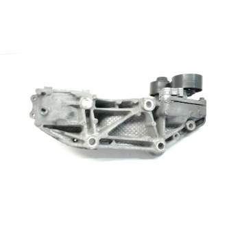 Recambio de soporte alternador para renault trafic caja cerrada dci cat referencia OEM IAM   