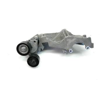 Recambio de soporte alternador para renault trafic caja cerrada dci cat referencia OEM IAM   