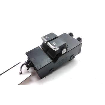 MANDO ELEVALUNAS DELANTERO IZQUIERDO 93570A2300 
