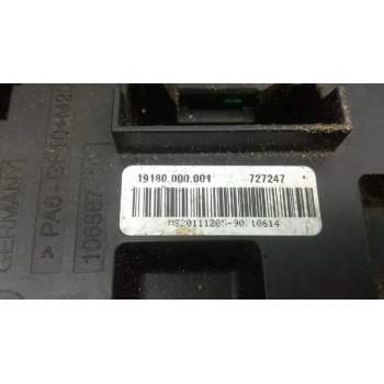 Recambio de caja fusibles para bmw serie 1 lim. (f20) referencia OEM IAM 926111102  