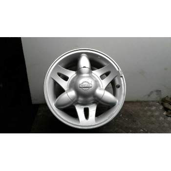 LLANTA ALUMINIO 15 6 TORNILLOS 