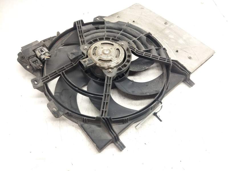 Recambio de electroventilador para peugeot 207 1.6 16v hdi referencia OEM IAM 9680102880  