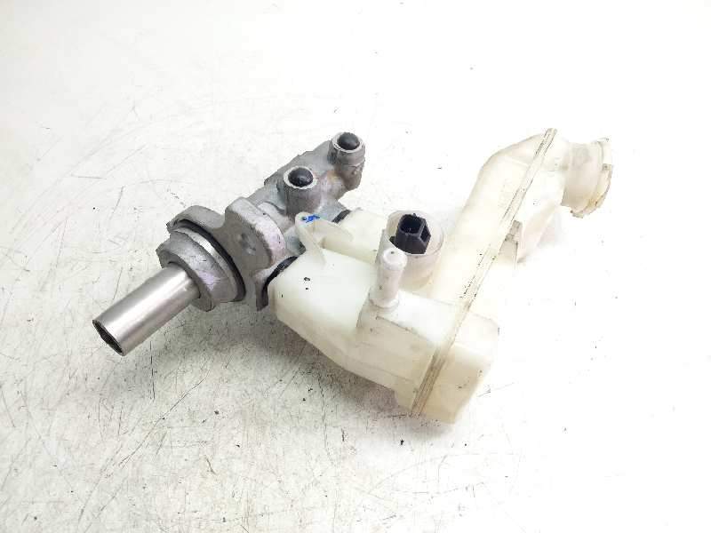 Recambio de bomba freno para kia venga drive referencia OEM IAM 32671467  