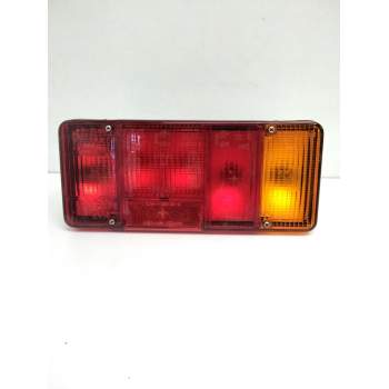 Recambio de piloto trasero derecho para iveco daily caja cerrada (1989 =>) referencia OEM IAM 1152000D 38921 0352000D