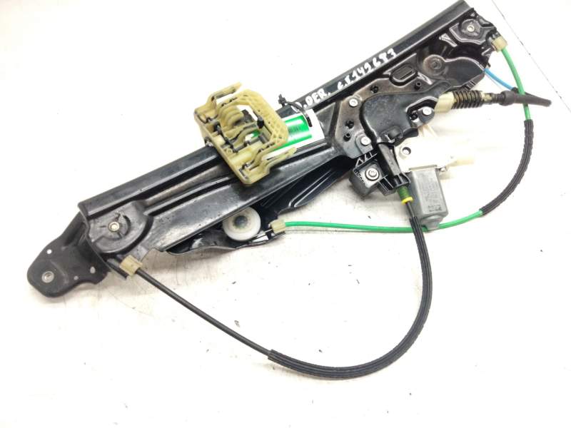 Recambio de elevalunas delantero derecho para bmw serie 5 lim. (f10) 520d referencia OEM IAM 72481720  