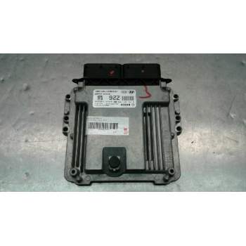 Recambio de centralita motor uce para kia venga drive referencia OEM IAM 0281031968 391502A260 