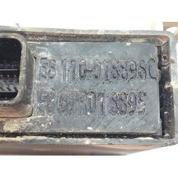 Recambio de centralita motor uce para ford transit courier referencia OEM IAM E8110018896C  