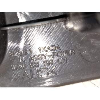 Recambio de mando elevalunas trasero izquierdo para nissan juke (f15) 1.6 16v referencia OEM IAM 829611KA0A  