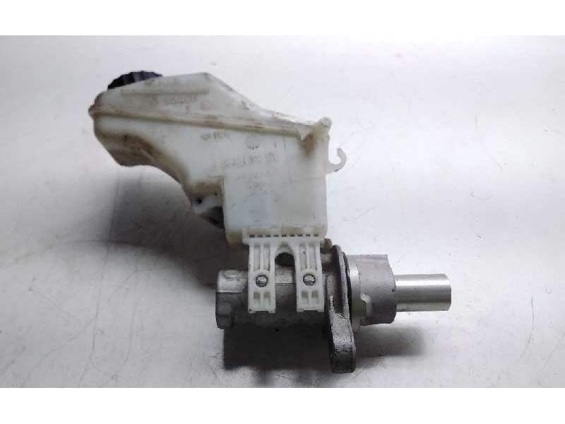Recambio de bomba freno para opel corsa e edition ecoflex referencia OEM IAM 204Y21817  