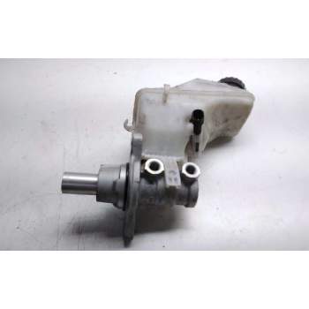Recambio de bomba freno para opel corsa e edition ecoflex referencia OEM IAM 204Y21817  