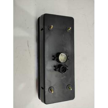 Recambio de piloto trasero izquierdo para iveco daily caja cerrada (1989 =>) referencia OEM IAM 38921 24 VOLTIOS 0351900S