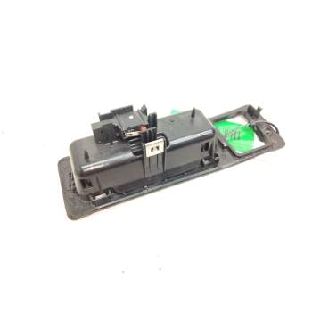 Recambio de pulsador maletero para bmw serie 5 lim. (f10) 520d referencia OEM IAM 7368753  