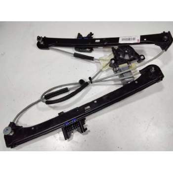 ELEVALUNAS DELANTERO DERECHO 4Q09959801B 