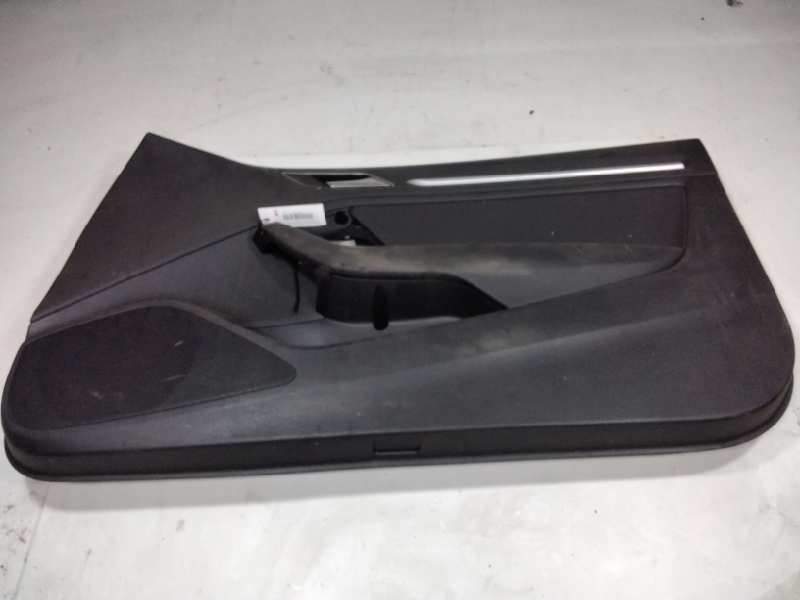 Recambio de guarnecido puerta delantera derecha para audi a3 (8v) ambiente referencia OEM IAM 132944711 8V3867106 