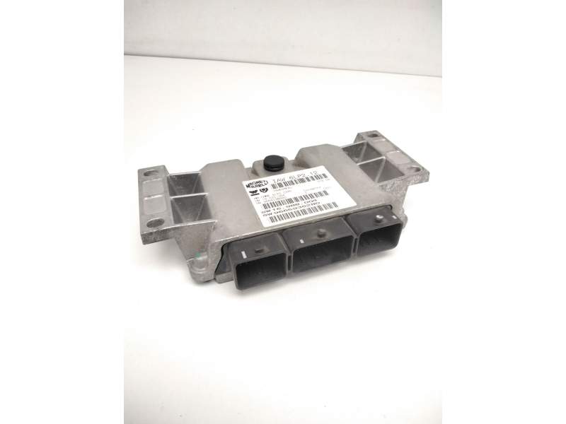 Recambio de centralita motor uce para citroën c4 berlina collection referencia OEM IAM IAW6LP212 16988004 9665936280