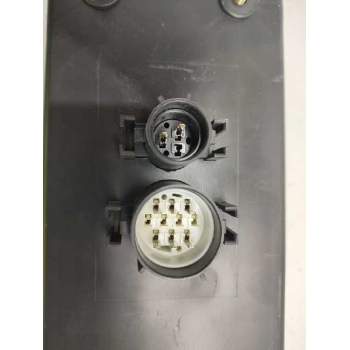 Recambio de piloto trasero derecho para iveco daily caja cerrada (1989 =>) referencia OEM IAM 38922 24 VOLTIOS 0352000D