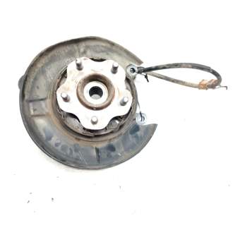 Recambio de buje trasero derecho para nissan juke (f15) 1.6 16v referencia OEM IAM   
