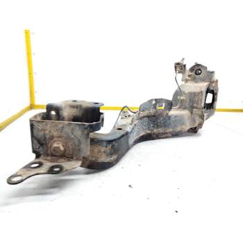 Recambio de soporte brazo suspension trasero izquierdo para nissan juke (f15) 1.6 16v referencia OEM IAM   