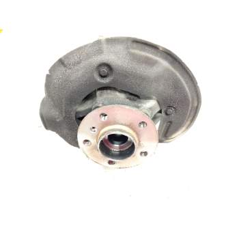 Recambio de mangueta delantera derecha para bmw serie 2 gran tourer (f46) referencia OEM IAM 687664601  