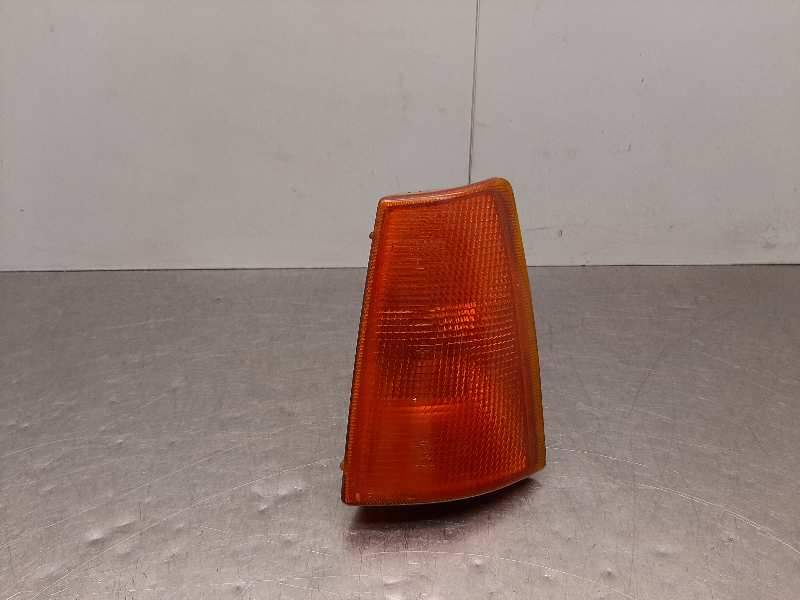 Recambio de piloto delantero izquierdo para opel kadett e gl berlina referencia OEM IAM 1226040  
