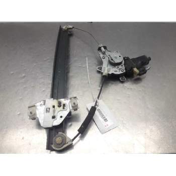 ELEVALUNAS DELANTERO IZQUIERDO 98810-1C100 