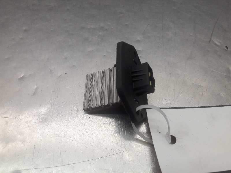 Recambio de resistencia calefaccion para kia carens 2.0 crdi ex monovolumen referencia OEM IAM 971792D200FKZ  