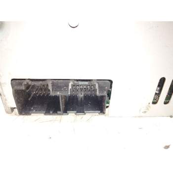 Recambio de sistema audio / radio cd para chevrolet captiva 2.0 vcdi lt referencia OEM IAM 96673510  