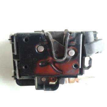 CERRADURA PUERTA DELANTERA DERECHA 6K1837016Q 