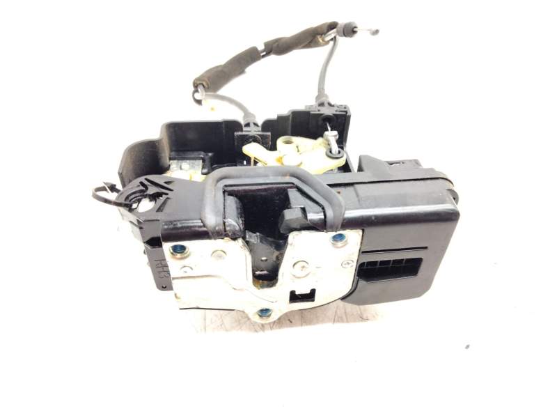 Recambio de cerradura puerta delantera derecha para chevrolet captiva 2.0 vcdi lt referencia OEM IAM   