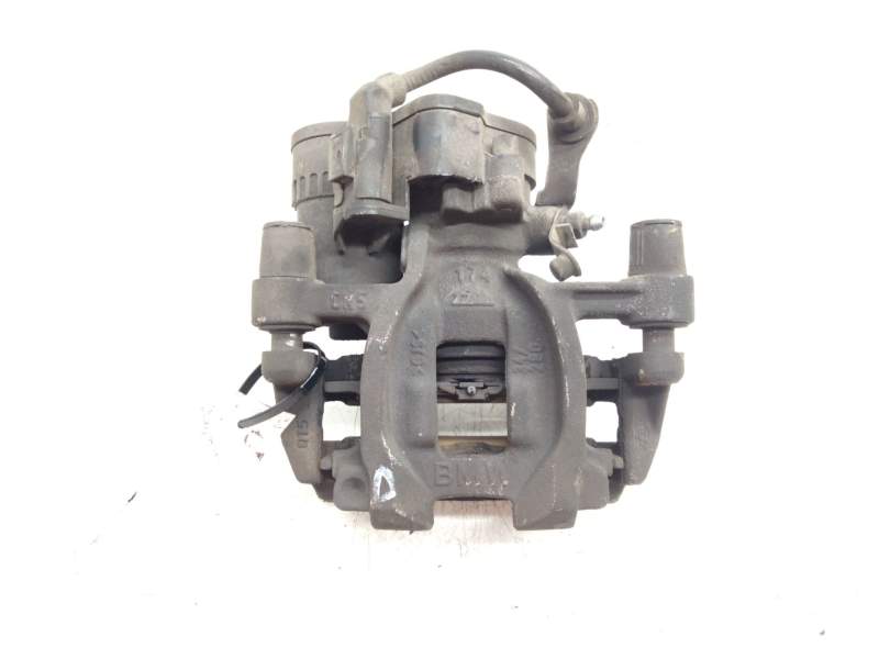Recambio de pinza freno trasera derecha para bmw serie 2 gran tourer (f46) referencia OEM IAM 679895807  