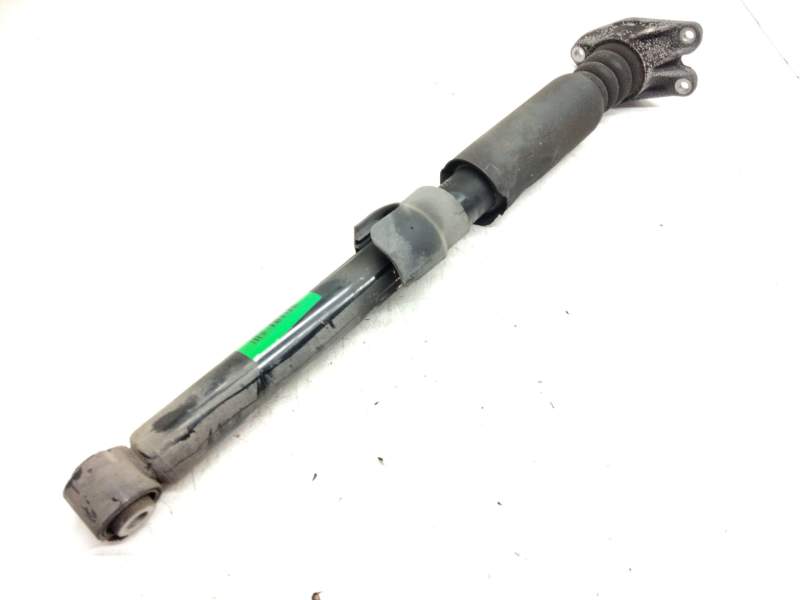 Recambio de amortiguador trasero izquierdo para bmw serie 2 gran tourer (f46) referencia OEM IAM 685746504  