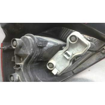 Recambio de piloto trasero derecho para renault megane ii berlina 5p confort dynamique referencia OEM IAM 8200073237  