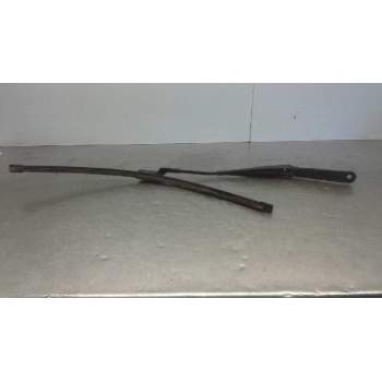 Recambio de brazo limpia delantero izquierdo para ford fiesta (cb1) ambiente referencia OEM IAM 239010  