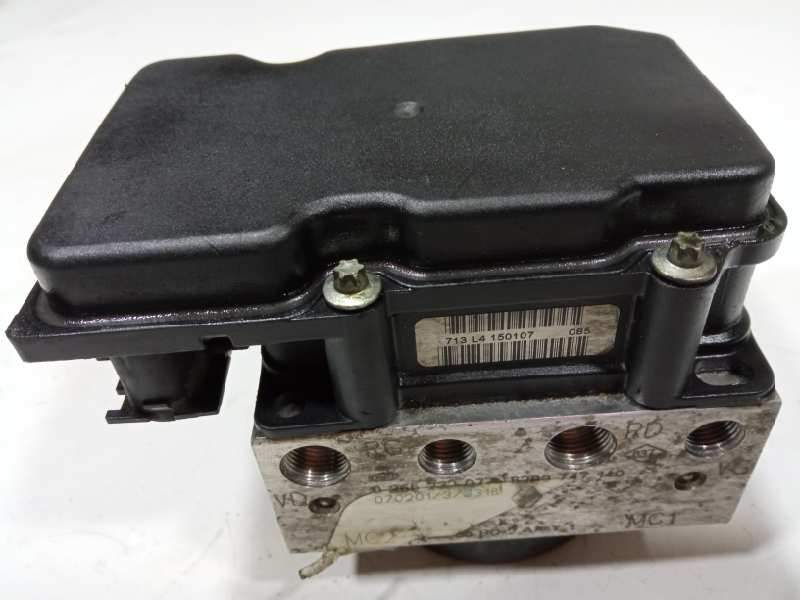 Recambio de abs para renault clio iii luxe privilege referencia OEM IAM 8200747140  