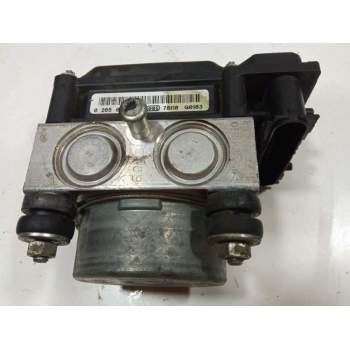 Recambio de abs para renault clio iii luxe privilege referencia OEM IAM 8200747140  