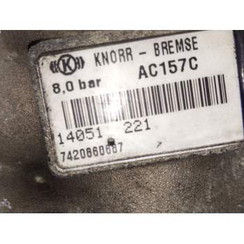 Recambio de valvula aire para renault premium 370 referencia OEM IAM AC157C  