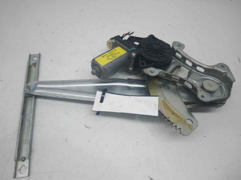 Recambio de elevalunas trasero derecho para nissan note acenta referencia OEM IAM 8Q10632A  