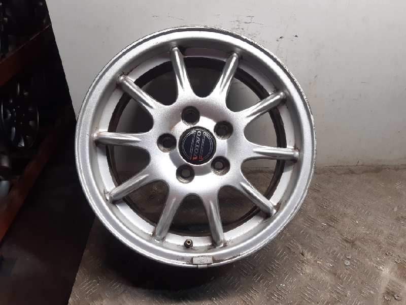 Recambio de llanta aluminio para volvo s80 berlina referencia OEM IAM 15 5 TORNILLOS  